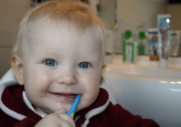 La higiene, la técnica del cepillado y la dieta son clave en la prevención de la caries