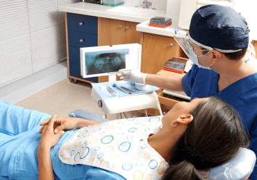 Cinco pasos para elegir un buen dentista