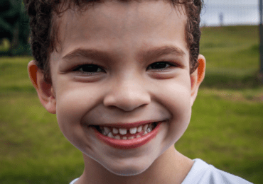 Dientes de tiburon en ninos, ¿Debemos preocuparnos?