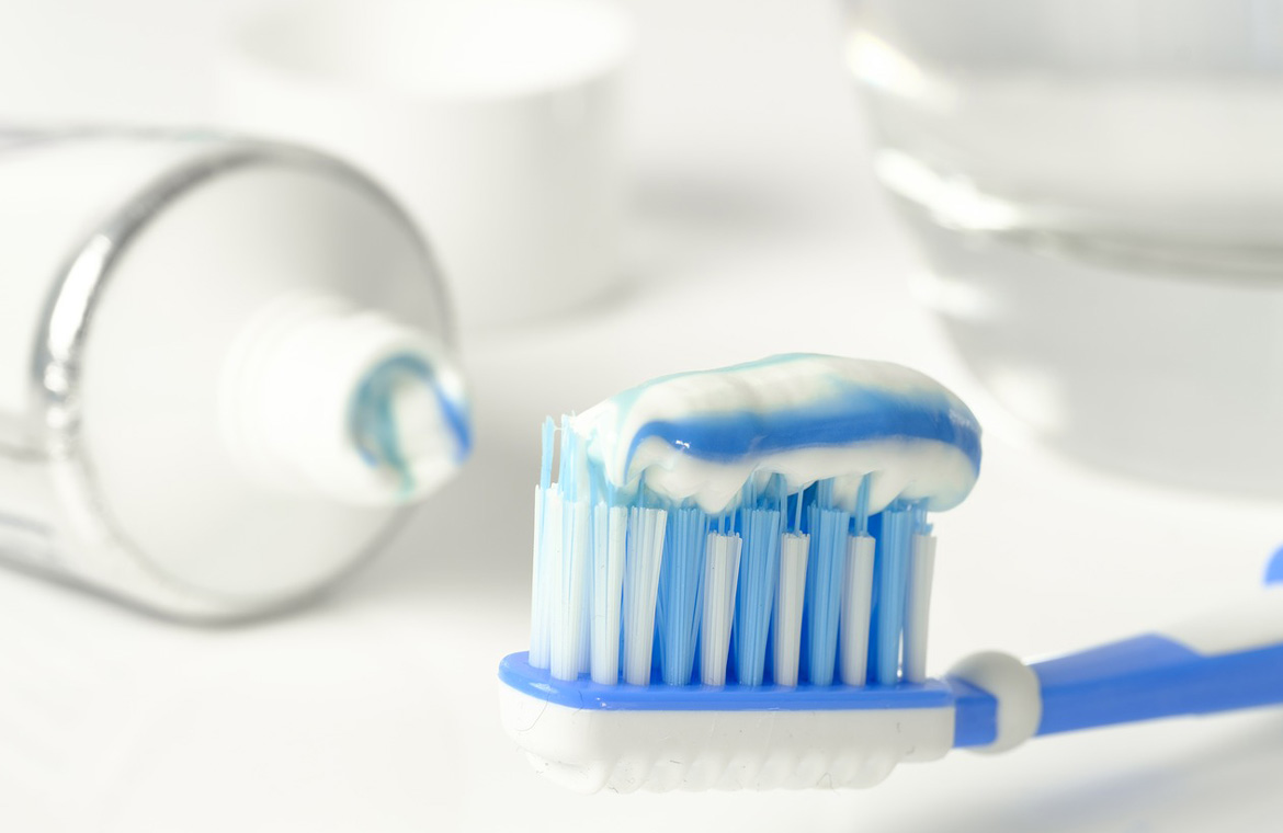 ¿Microplásticos en tus dientes?